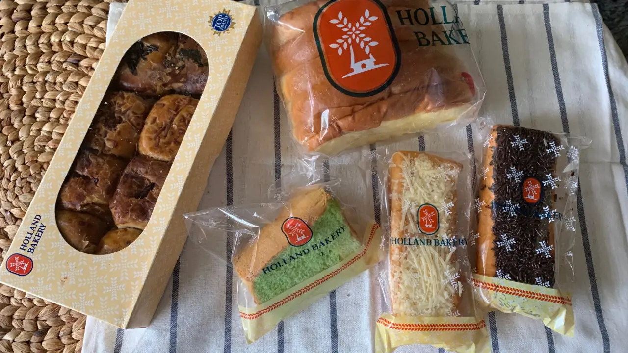 Holland Bakery