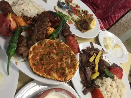 Saraykapı Kebap Tava Tatlı'nin yemek ve ambiyans fotoğrafları 5