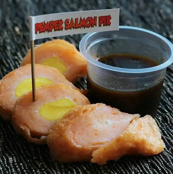 Gambar Makanan Pempek Salmon PIK 6