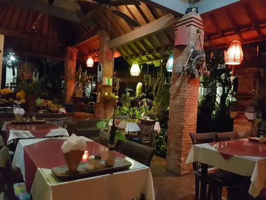 Gambar Makanan Bali Yoga Restaurant 7