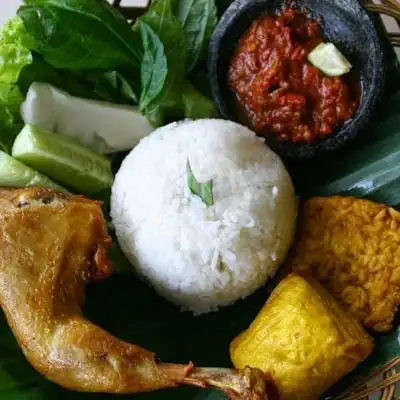 Gambar Makanan Pecel Lele Selera Sambal Mentah Dua Saudara, Serpong 17