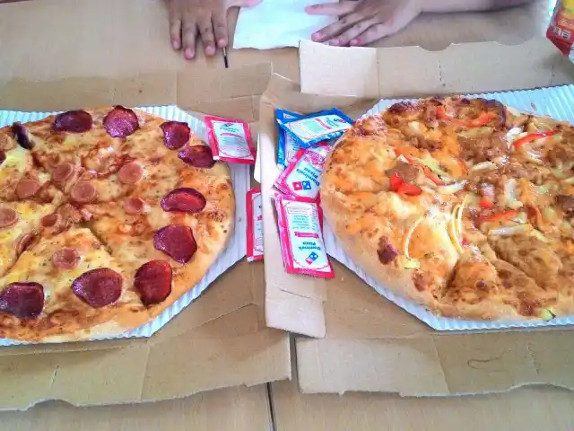 Gambar Makanan Domino's Pizza 10