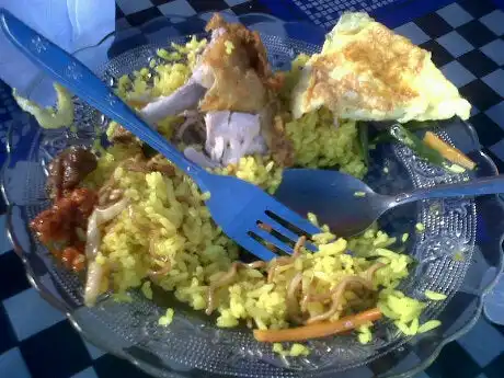 Gambar Makanan Nasi Kuning Warung Mandiri 1