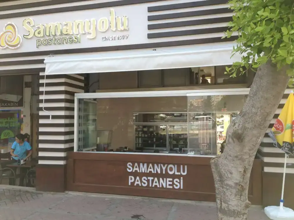 Samanyolu Pastanesi