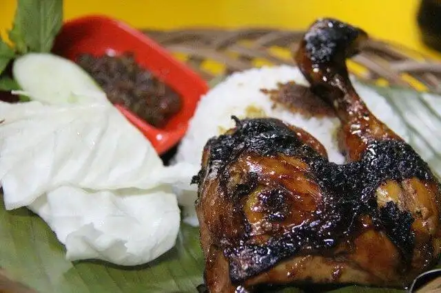 Gambar Makanan Ayam Bakar Muda Mudi 12