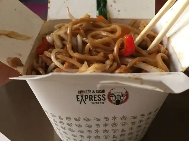 Sushi Express'nin yemek ve ambiyans fotoğrafları 44