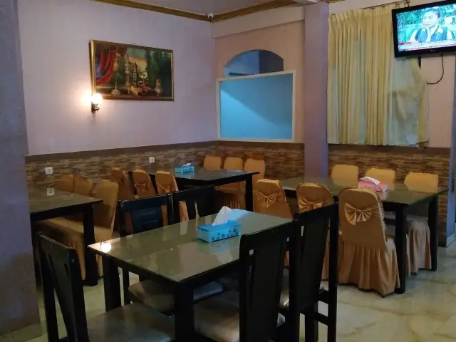 Gambar Makanan Restoran Al-Mukalla 8