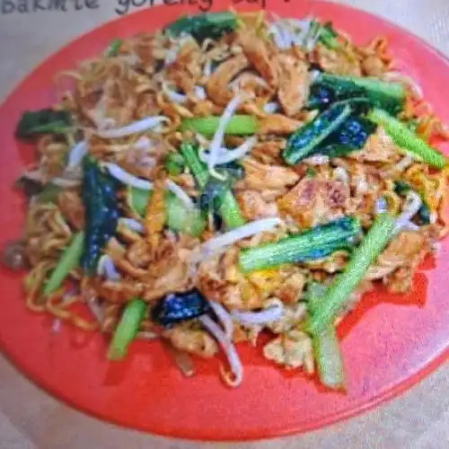 Gambar Makanan Kwetiaw Sapi / Seafood Pontianak HONG 9