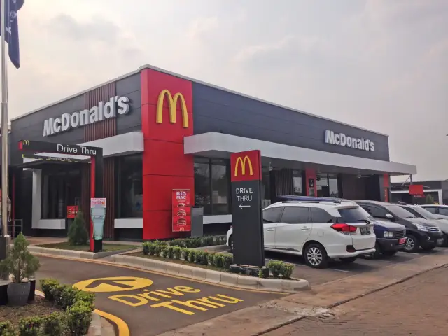 Gambar Makanan McDonald's 6