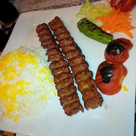 Reyhun Iran Restaurant'nin yemek ve ambiyans fotoğrafları 51