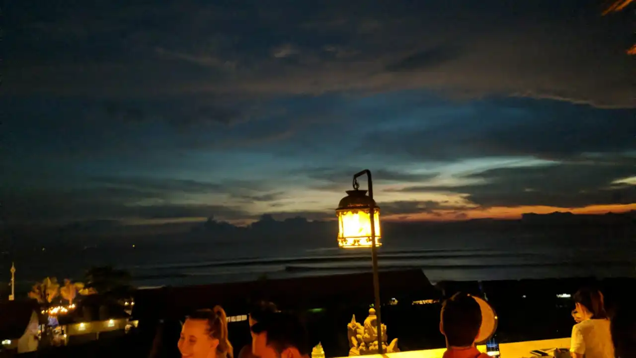 Ji Terrace By THE SEA