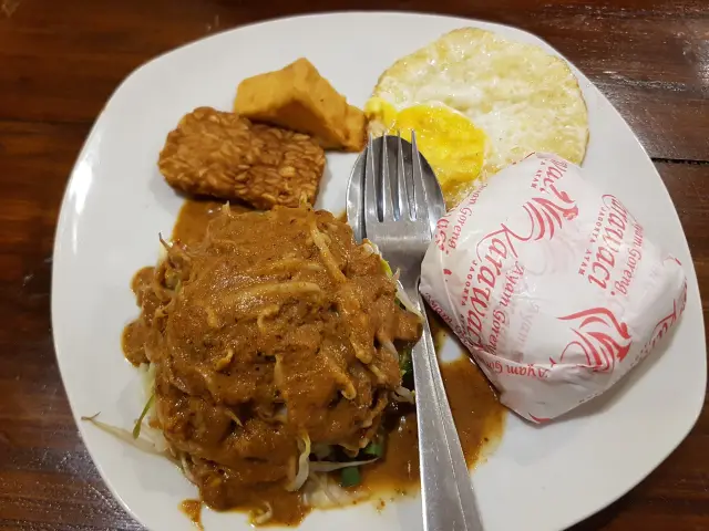 Gambar Makanan AyamGorengKarawaci 10