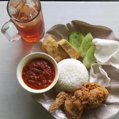 Ayam Geprek Goyang Lidah Rasa Baru, Payung Sekaki