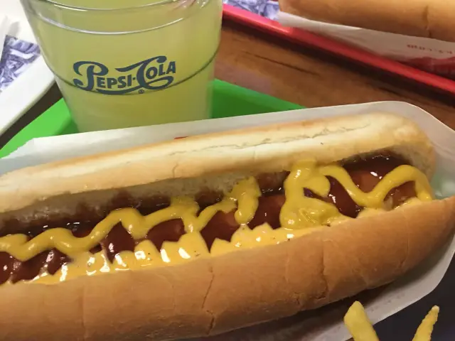 New Frank's Hot Dog'nin yemek ve ambiyans fotoğrafları 28