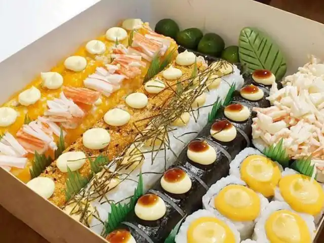 Kanzen Sushi Roll Food Photo 8