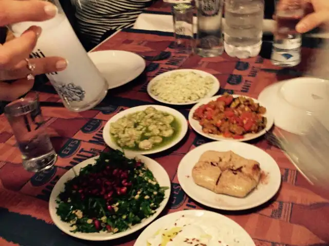 Aret'in Yeri'nin yemek ve ambiyans fotoğrafları 16