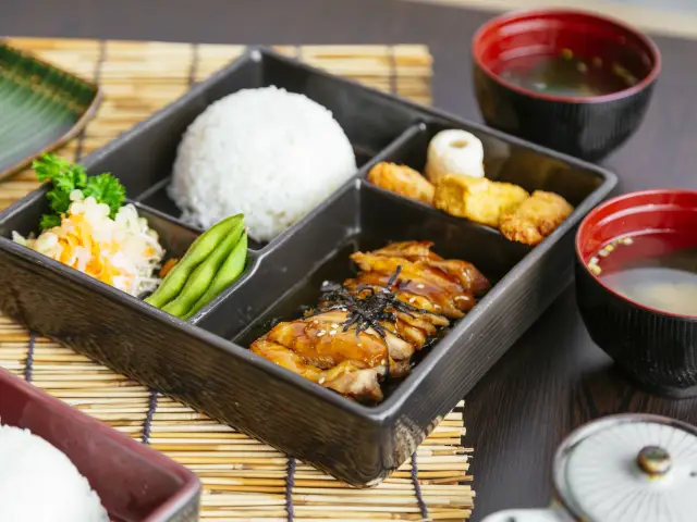 Gambar Makanan Housaku Sushi & Bento 8