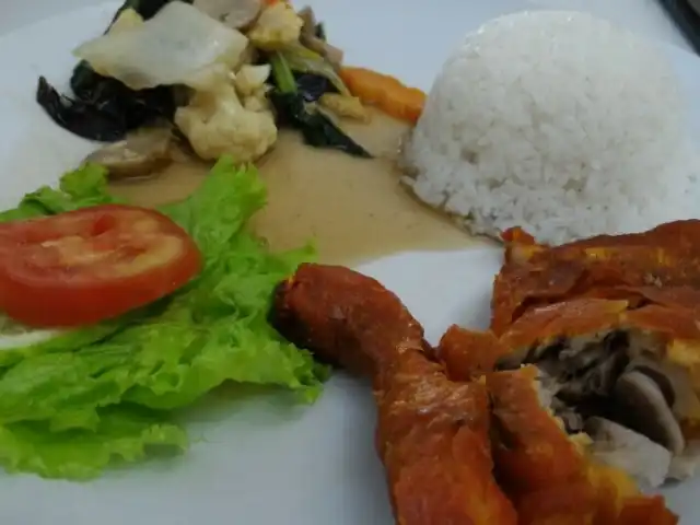 Gambar Makanan Dinemax - Suki & Chinese Resto 1
