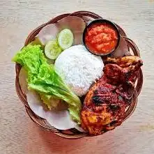 Gambar Makanan AYAM REMPAH & TAHU GEJROT PAK SUR, Komplek Pajak 1