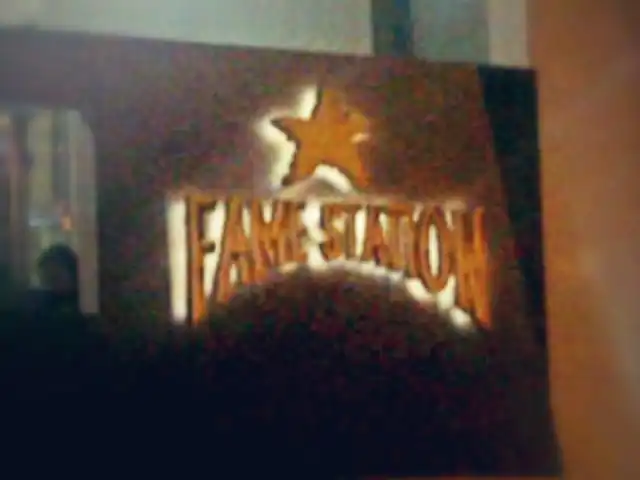 Gambar Makanan Fame Station 10