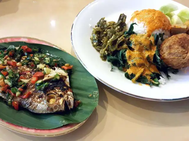 Gambar Makanan Restoran Sederhana 14