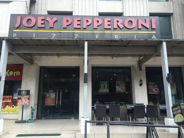 Joey Pepperoni Pizzeria Food Photo 3