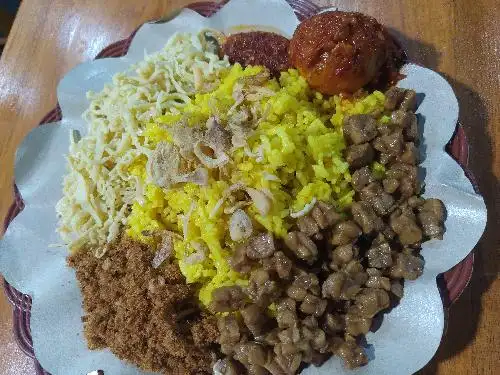 Nasi Kuning Mang Ndon, Harjamukti