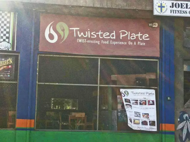 Twisted Plate Food Photo 3