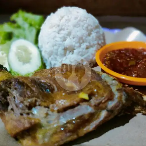 Gambar Makanan Warung Ayam Penyet Bu Wanti, Bekasi 6