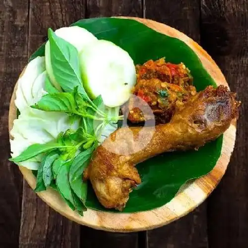Gambar Makanan Ayam Geprek Mbok Wati 18
