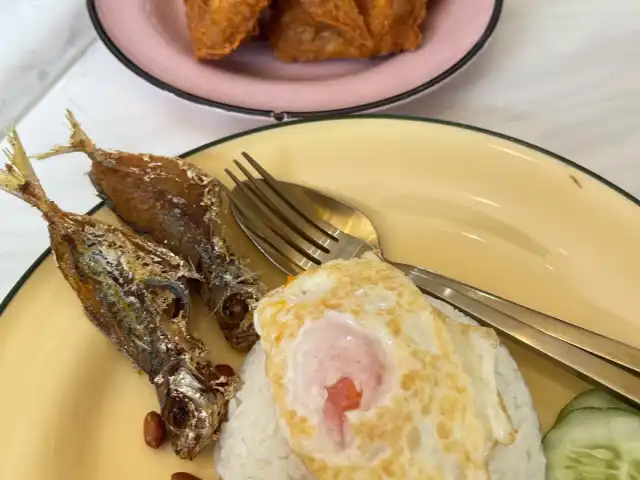 Ponggol Nasi Lemak