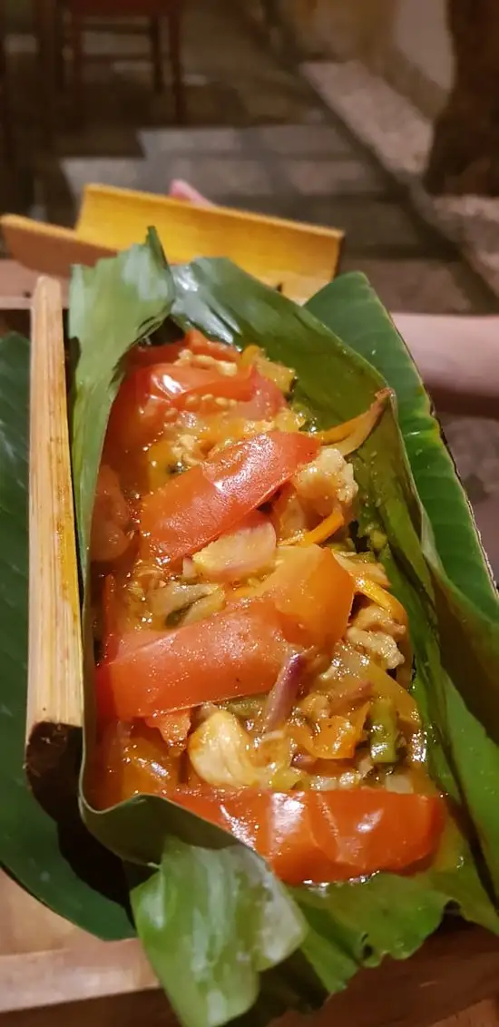 Gambar Makanan Bali Cardamon 2