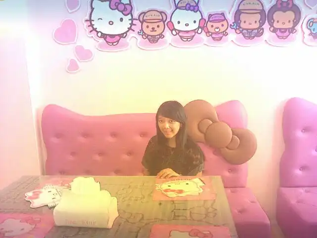Gambar Makanan Hello Kitty Cake's and Cafe 14