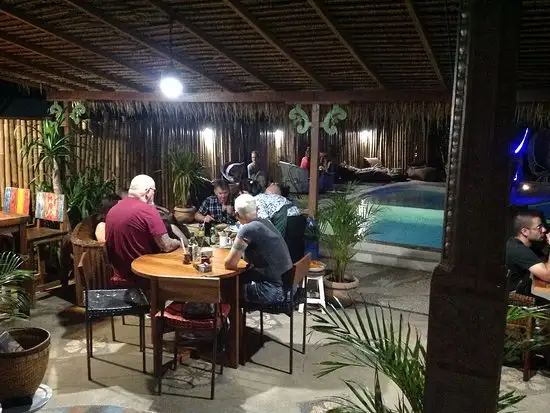 Gambar Makanan Poolside Cafe 19