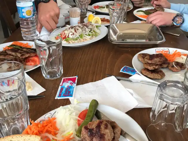 Bursalı Köfteci Halil'nin yemek ve ambiyans fotoğrafları 8