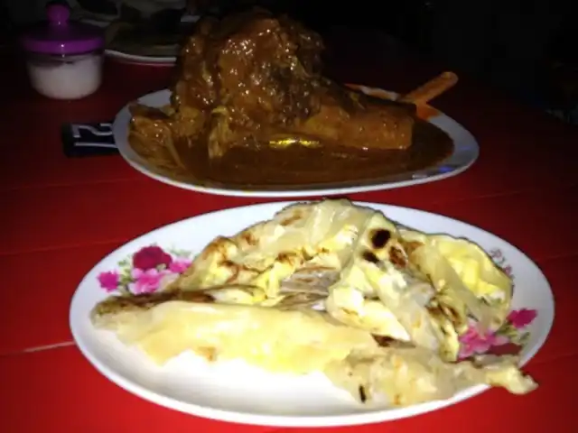 Roti Canai Kopiah Merah Food Photo 3