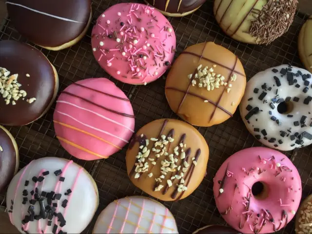 Boston Donuts'nin yemek ve ambiyans fotoğrafları 1