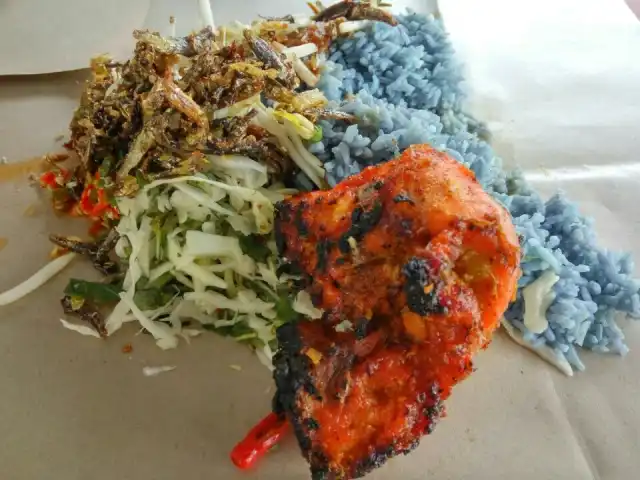 Mekna Nasi Kerabu Food Photo 1