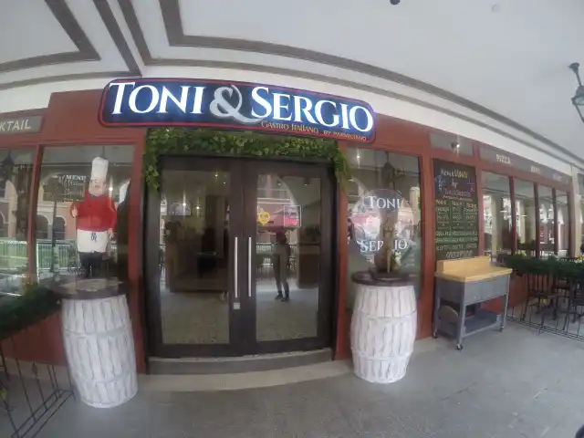 Toni & Sergio Food Photo 18