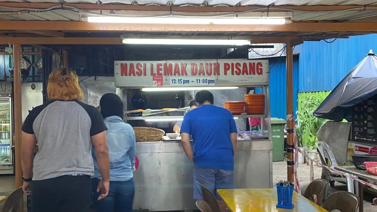 Kembara Corner Nasi Lemak Daun Pisang