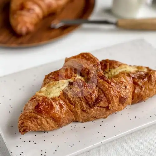 Gambar Makanan Croissant Crunch, PIK 6