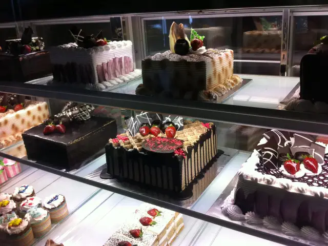 Gambar Makanan Enny Bakery & Cake 5