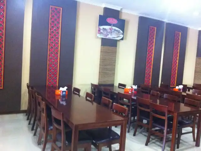 Gambar Makanan Lion Restaurant 2