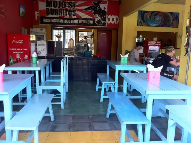 Gambar Makanan Mojo's Burritos 7