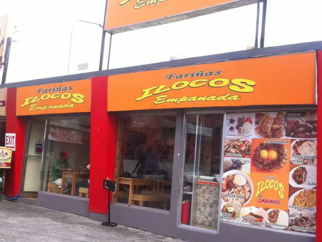 Farinas Ilocos Empanada Food Photo 3