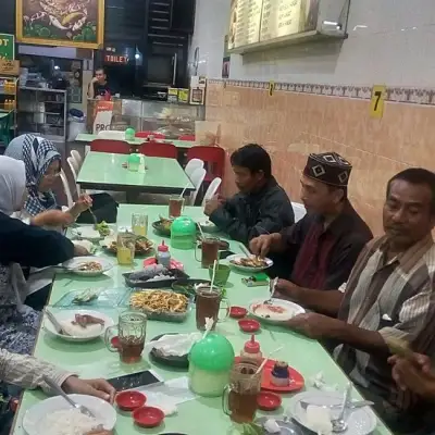 Rumah Makan Sari