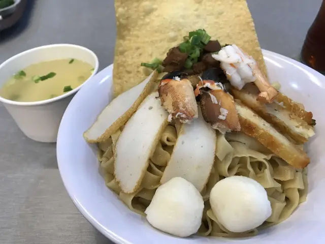 Gambar Makanan Bakmi Kepiting "Saudara" Pontianak 11