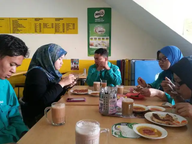 Restoran Lado Api Food Photo 2