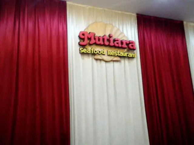 Gambar Makanan Mutiara Seafood Restaurant 8