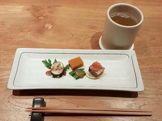 Gambar Makanan Shiro Sushi / Sake Bar 9